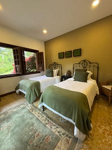 Habitacion Tangara Cabeciazul Hotel Mandalay 1941